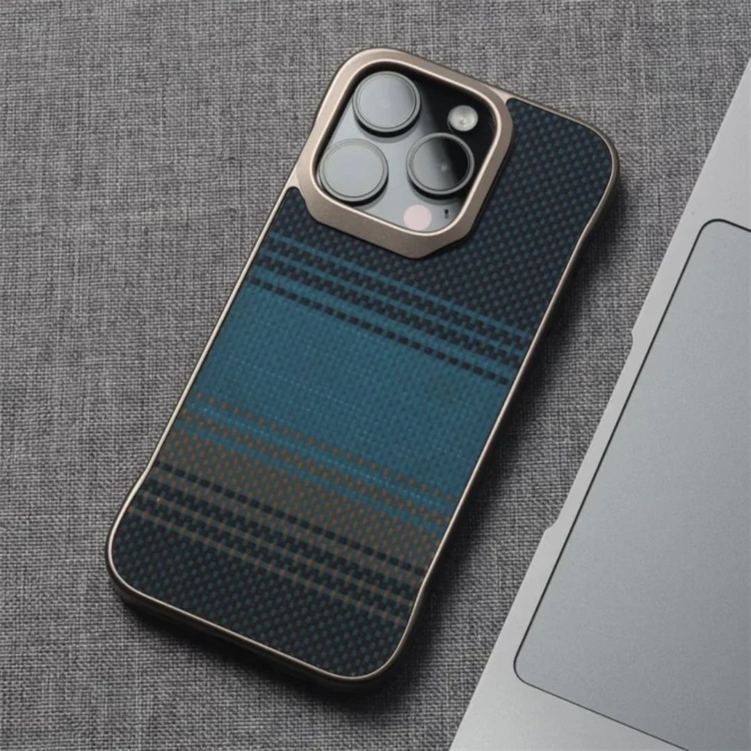 iPhone Borderless Carbon Case