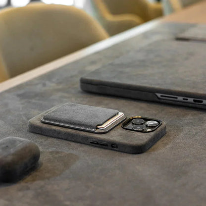 Alcantara MagSafe Wallet - Space Grey