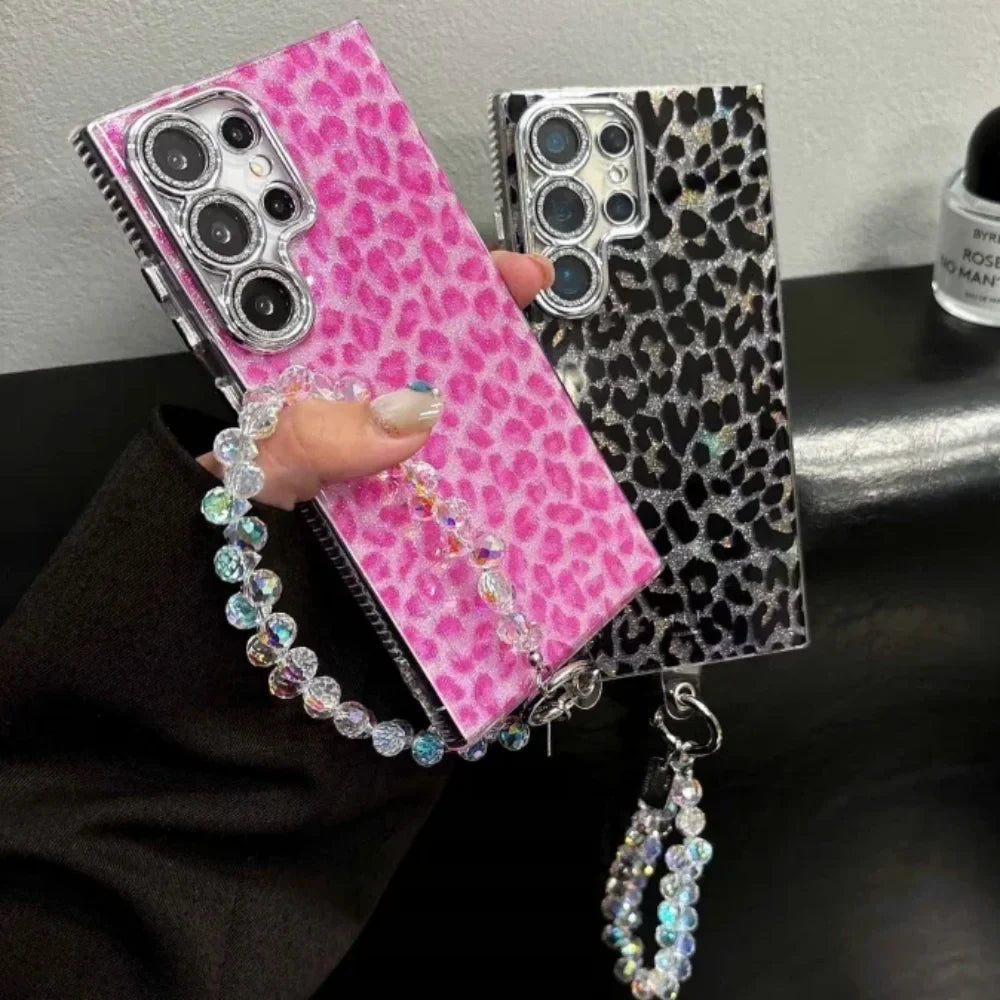 Galaxy S24 S23 S22 Ultra Black Leopard Case with Elegant Crystal Chain