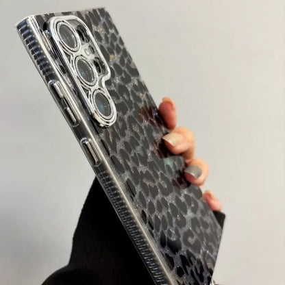 Galaxy S24 S23 S22 Ultra Black Leopard Case with Elegant Crystal Chain